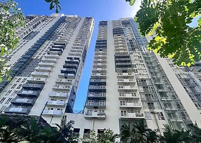 Hotel R'holistay Kasara Urban Residences Pasig 4*